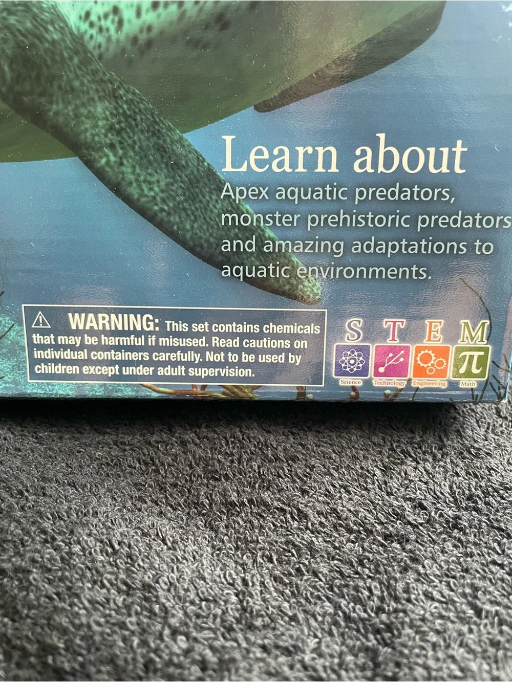 NIB Wild Environmental Science Extreme Aquatic Predators Kit